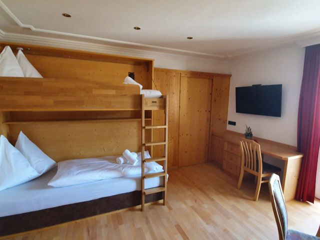 Ferienwohnungen Berg Sait